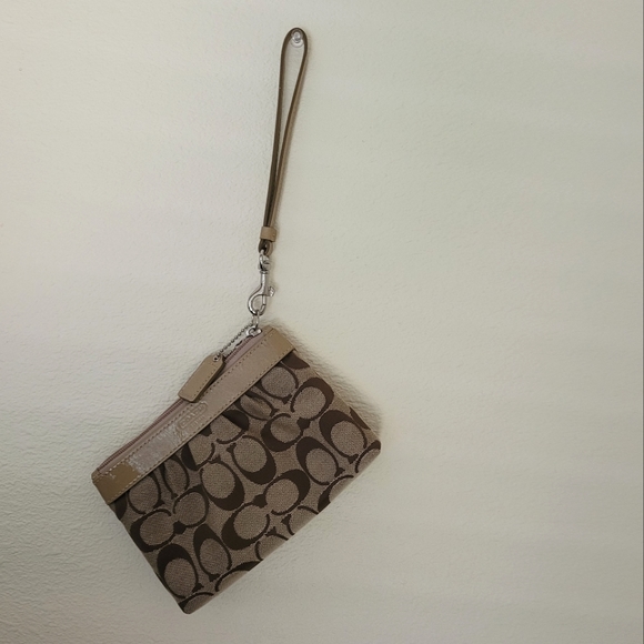 Coach wristlet! - Picture 2 of 8